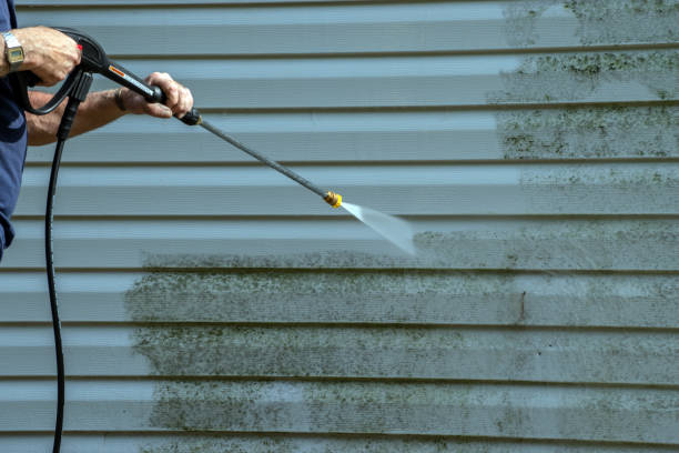 Garage Pressure Washing in Lakeland, MN
